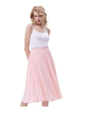 Women's Pleated A-Line Midi Skirt in Light Pink